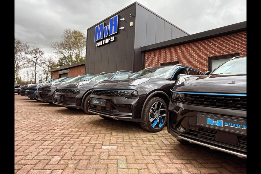 Lynk & Co 01 1.5 Plug-in Hybride|ZWARTE.HEMEL|360ºCAM|PANO|NAP Lynk & Co 01 1.5 Plug-in Hybride|ZWARTE.HEMEL|360ºCAM|PANO|NAP