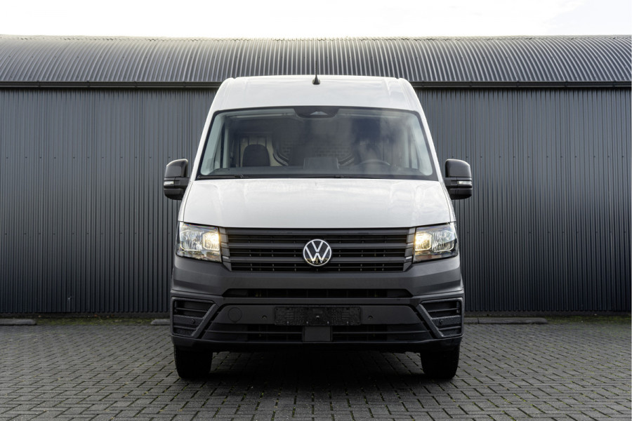 Volkswagen Crafter 35 TDI | L4H3 | NW Model | 140PK | Camera | CarPlay | Navigatie | Climate | PDC | Euro 6 Volkswagen Crafter 35 TDI | L4H3 | NW Model | 140PK | Camera | CarPlay | Navigatie | Climate | PDC | Euro 6