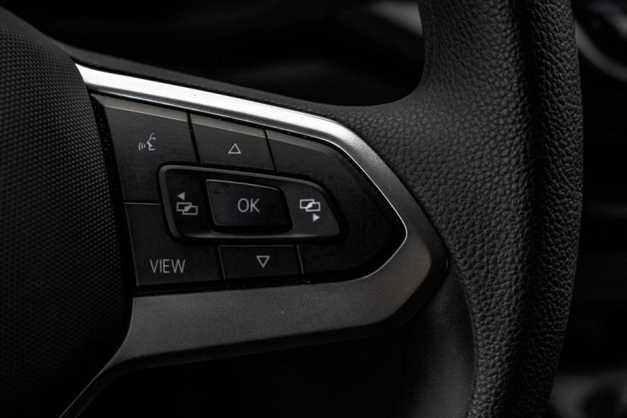 Volkswagen Crafter 35 TDI | L4H3 | NW Model | 140PK | Camera | CarPlay | Navigatie | Climate | PDC | Euro 6 Volkswagen Crafter 35 TDI | L4H3 | NW Model | 140PK | Camera | CarPlay | Navigatie | Climate | PDC | Euro 6