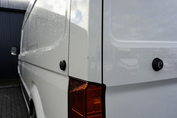 Volkswagen Crafter 35 TDI | L4H3 | NW Model | 140PK | Camera | CarPlay | Navigatie | Climate | PDC | Euro 6 Volkswagen Crafter 35 TDI | L4H3 | NW Model | 140PK | Camera | CarPlay | Navigatie | Climate | PDC | Euro 6