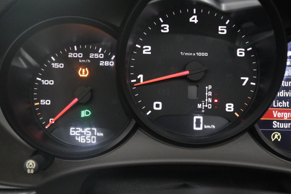 Porsche 718 Boxster 2.0 AANBIEDING!!!(Perfect OnderH, Sport Chrono, Sport Uitlaat, StoelV, Parkeersensoren, Navi, Cruise Con, Etc)