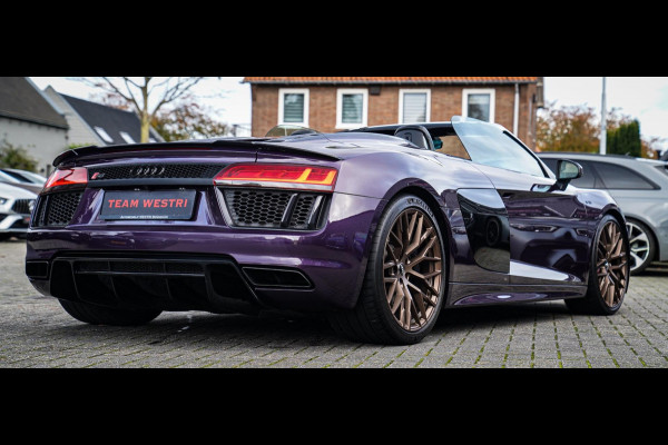 Audi R8 5.2 FSI Quattro Plus | Carbon |Audi Exclusive | Dealer onderhouden | PPF | RS-Zetels | RS Sportstuur | Bang&Olufsen | LED Audi R8 5.2 FSI Quattro Plus | Carbon |Audi Exclusive | Dealer onderhouden | PPF | RS-Zetels | RS Sportstuur | Bang&Olufsen | LED
