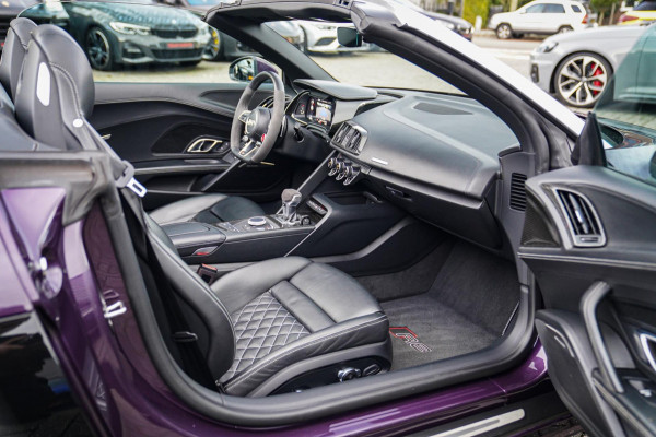 Audi R8 5.2 FSI Quattro Plus | Carbon |Audi Exclusive | Dealer onderhouden | PPF | RS-Zetels | RS Sportstuur | Bang&Olufsen | LED Audi R8 5.2 FSI Quattro Plus | Carbon |Audi Exclusive | Dealer onderhouden | PPF | RS-Zetels | RS Sportstuur | Bang&Olufsen | LED