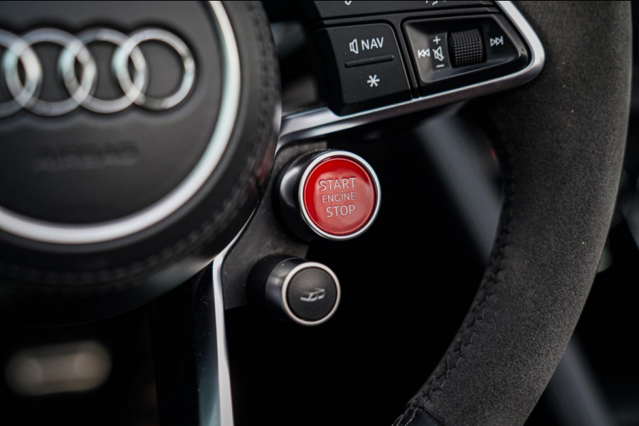 Audi R8 5.2 FSI Quattro Plus | Carbon |Audi Exclusive | Dealer onderhouden | PPF | RS-Zetels | RS Sportstuur | Bang&Olufsen | LED Audi R8 5.2 FSI Quattro Plus | Carbon |Audi Exclusive | Dealer onderhouden | PPF | RS-Zetels | RS Sportstuur | Bang&Olufsen | LED