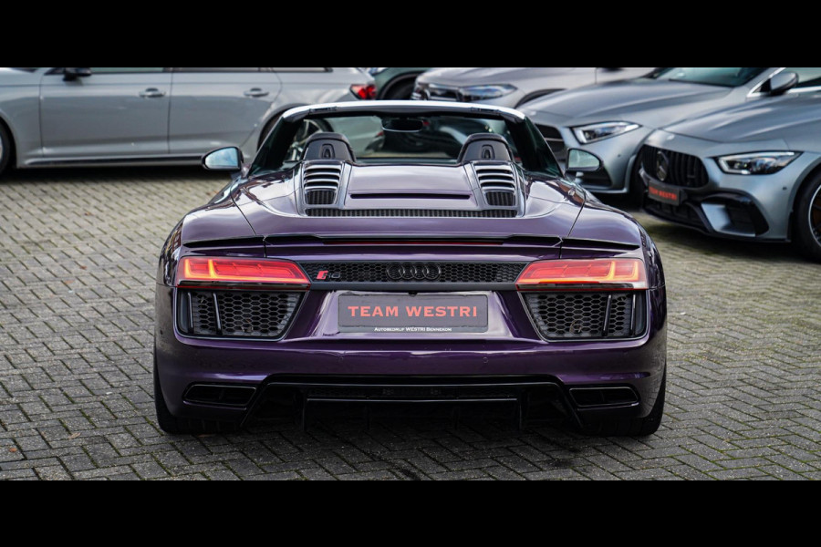 Audi R8 5.2 FSI Quattro Plus | Carbon |Audi Exclusive | Dealer onderhouden | PPF | RS-Zetels | RS Sportstuur | Bang&Olufsen | LED Audi R8 5.2 FSI Quattro Plus | Carbon |Audi Exclusive | Dealer onderhouden | PPF | RS-Zetels | RS Sportstuur | Bang&Olufsen | LED
