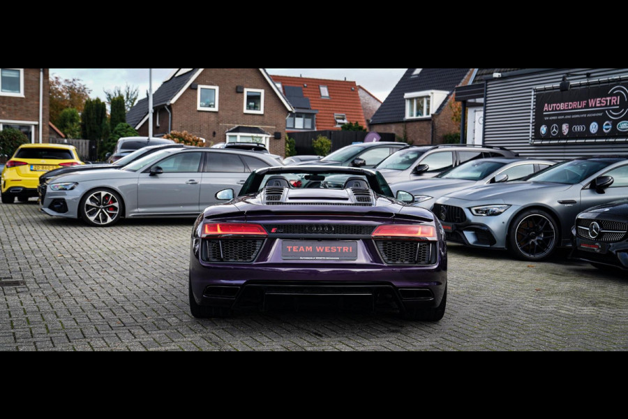 Audi R8 5.2 FSI Quattro Plus | Carbon |Audi Exclusive | Dealer onderhouden | PPF | RS-Zetels | RS Sportstuur | Bang&Olufsen | LED Audi R8 5.2 FSI Quattro Plus | Carbon |Audi Exclusive | Dealer onderhouden | PPF | RS-Zetels | RS Sportstuur | Bang&Olufsen | LED