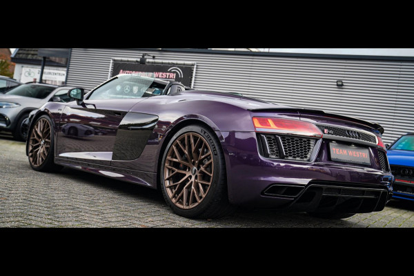 Audi R8 5.2 FSI Quattro Plus | Carbon |Audi Exclusive | Dealer onderhouden | PPF | RS-Zetels | RS Sportstuur | Bang&Olufsen | LED Audi R8 5.2 FSI Quattro Plus | Carbon |Audi Exclusive | Dealer onderhouden | PPF | RS-Zetels | RS Sportstuur | Bang&Olufsen | LED