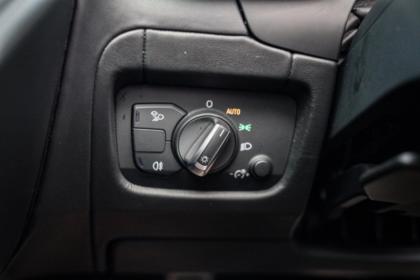 Audi R8 5.2 FSI Quattro Plus | Carbon |Audi Exclusive | Dealer onderhouden | PPF | RS-Zetels | RS Sportstuur | Bang&Olufsen | LED Audi R8 5.2 FSI Quattro Plus | Carbon |Audi Exclusive | Dealer onderhouden | PPF | RS-Zetels | RS Sportstuur | Bang&Olufsen | LED