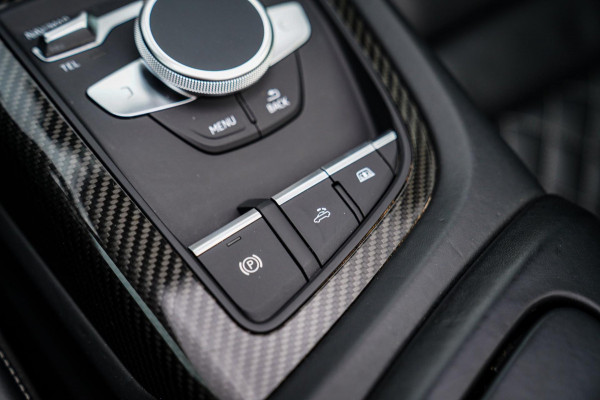Audi R8 5.2 FSI Quattro Plus | Carbon |Audi Exclusive | Dealer onderhouden | PPF | RS-Zetels | RS Sportstuur | Bang&Olufsen | LED Audi R8 5.2 FSI Quattro Plus | Carbon |Audi Exclusive | Dealer onderhouden | PPF | RS-Zetels | RS Sportstuur | Bang&Olufsen | LED