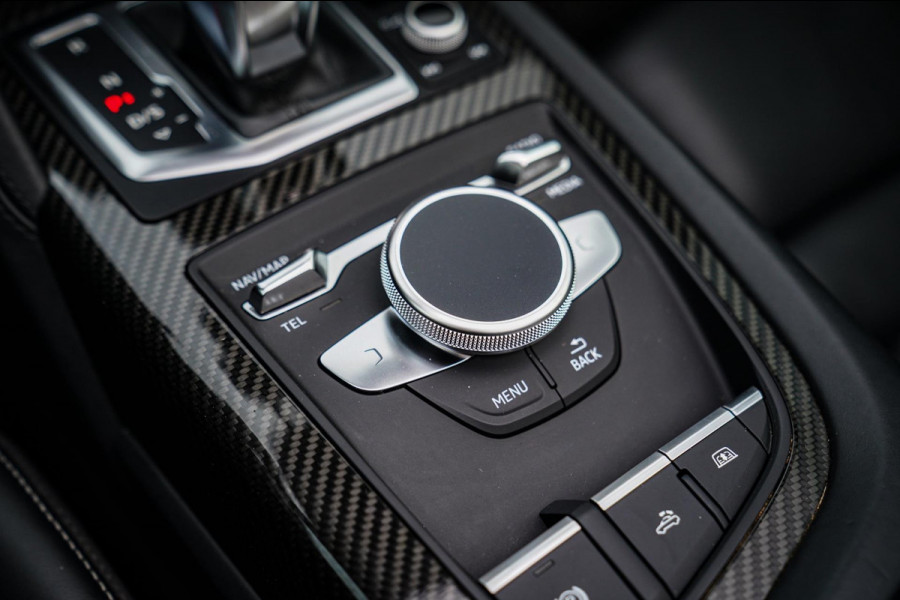 Audi R8 5.2 FSI Quattro Plus | Carbon |Audi Exclusive | Dealer onderhouden | PPF | RS-Zetels | RS Sportstuur | Bang&Olufsen | LED Audi R8 5.2 FSI Quattro Plus | Carbon |Audi Exclusive | Dealer onderhouden | PPF | RS-Zetels | RS Sportstuur | Bang&Olufsen | LED