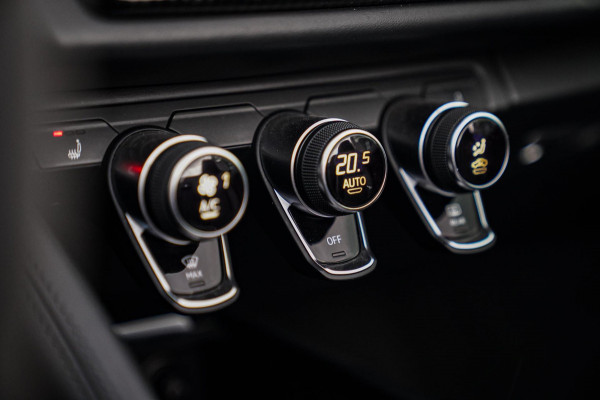 Audi R8 5.2 FSI Quattro Plus | Carbon |Audi Exclusive | Dealer onderhouden | PPF | RS-Zetels | RS Sportstuur | Bang&Olufsen | LED Audi R8 5.2 FSI Quattro Plus | Carbon |Audi Exclusive | Dealer onderhouden | PPF | RS-Zetels | RS Sportstuur | Bang&Olufsen | LED