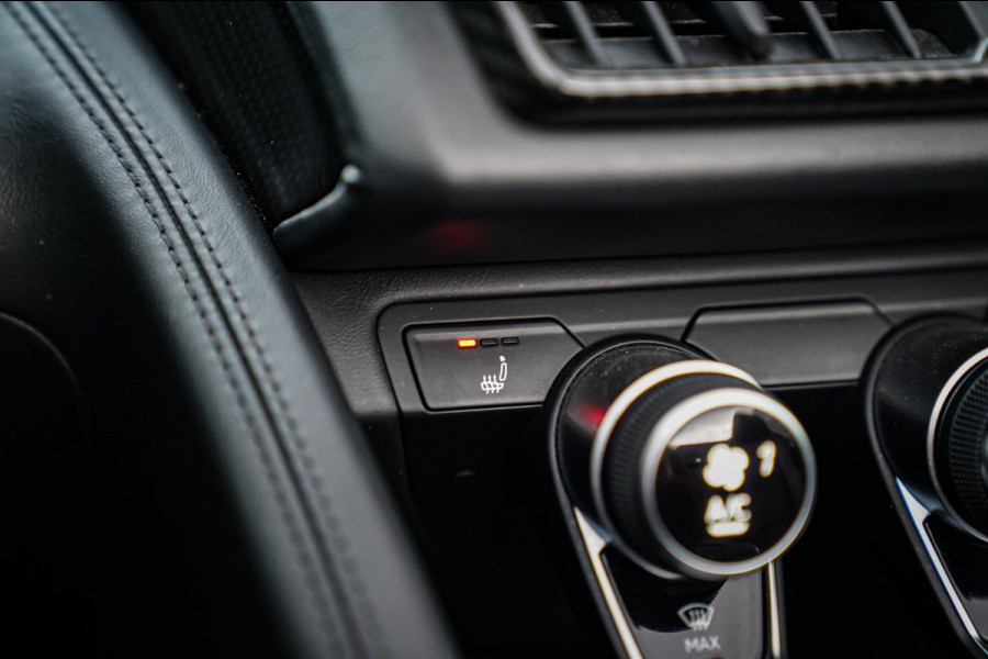 Audi R8 5.2 FSI Quattro Plus | Carbon |Audi Exclusive | Dealer onderhouden | PPF | RS-Zetels | RS Sportstuur | Bang&Olufsen | LED Audi R8 5.2 FSI Quattro Plus | Carbon |Audi Exclusive | Dealer onderhouden | PPF | RS-Zetels | RS Sportstuur | Bang&Olufsen | LED