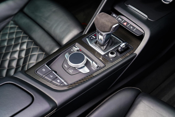 Audi R8 5.2 FSI Quattro Plus | Carbon |Audi Exclusive | Dealer onderhouden | PPF | RS-Zetels | RS Sportstuur | Bang&Olufsen | LED Audi R8 5.2 FSI Quattro Plus | Carbon |Audi Exclusive | Dealer onderhouden | PPF | RS-Zetels | RS Sportstuur | Bang&Olufsen | LED