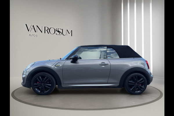 MINI Cabrio 1.5 Cooper Chili Serious Business JCW Chili pakket | Navigatie | Stoelverwarming | Airco (automatisch) | Parksensors | MINI Cabrio 1.5 Cooper Chili Serious Business JCW Chili pakket | Navigatie | Stoelverwarming | Airco (automatisch) | Parksensors |