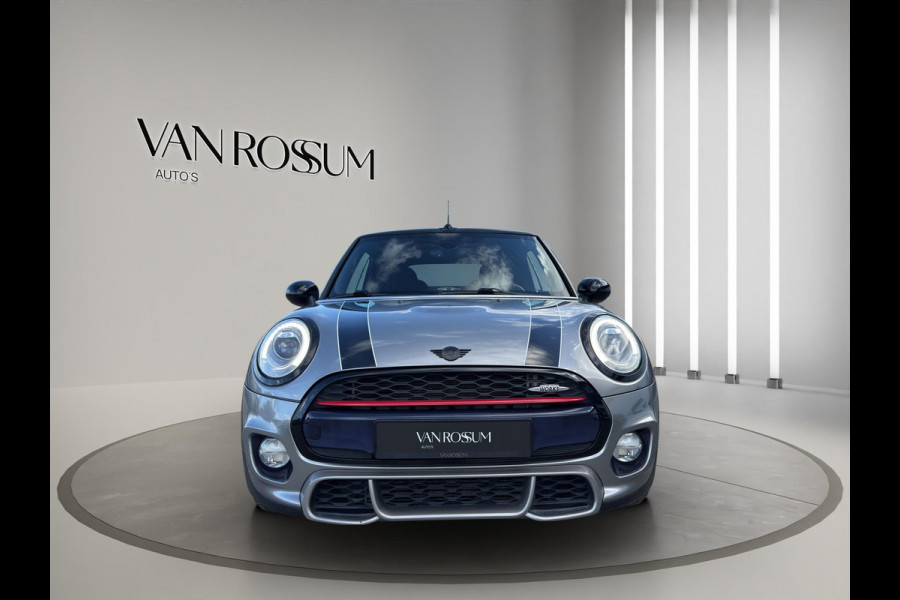 MINI Cabrio 1.5 Cooper Chili Serious Business JCW Chili pakket | Navigatie | Stoelverwarming | Airco (automatisch) | Parksensors | MINI Cabrio 1.5 Cooper Chili Serious Business JCW Chili pakket | Navigatie | Stoelverwarming | Airco (automatisch) | Parksensors |