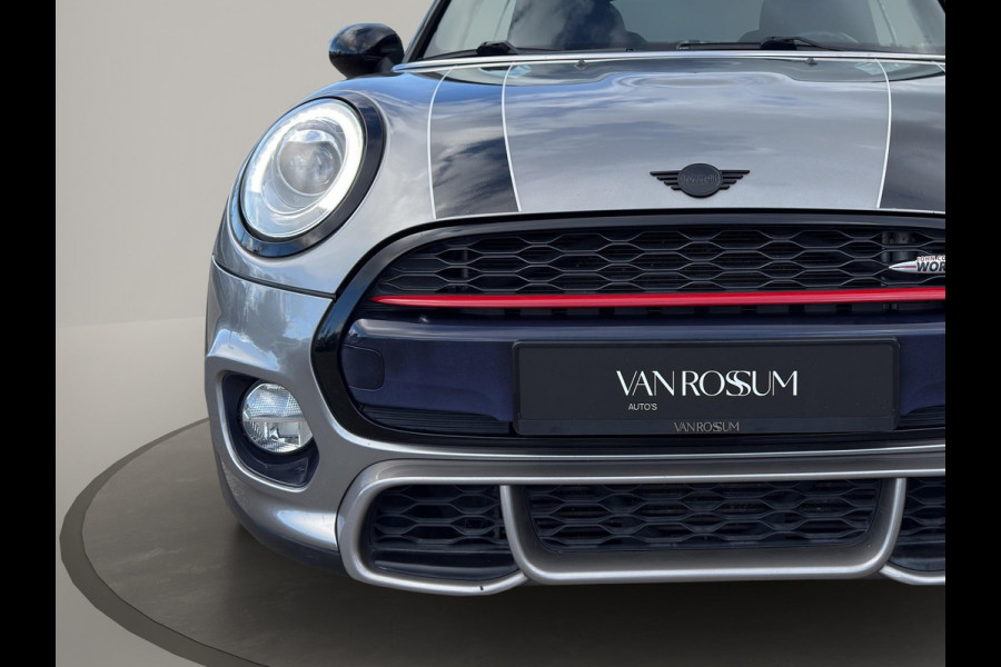 MINI Cabrio 1.5 Cooper Chili Serious Business JCW Chili pakket | Navigatie | Stoelverwarming | Airco (automatisch) | Parksensors | MINI Cabrio 1.5 Cooper Chili Serious Business JCW Chili pakket | Navigatie | Stoelverwarming | Airco (automatisch) | Parksensors |
