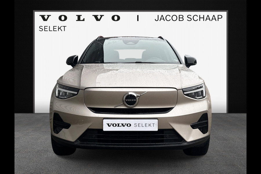 Volvo XC40 Recharge Core 70 kWh / Apple Carplay/Android Auto / 19" Velgen / Achteruitrijcamera / Volvo XC40 Recharge Core 70 kWh / Apple Carplay/Android Auto / 19" Velgen / Achteruitrijcamera /