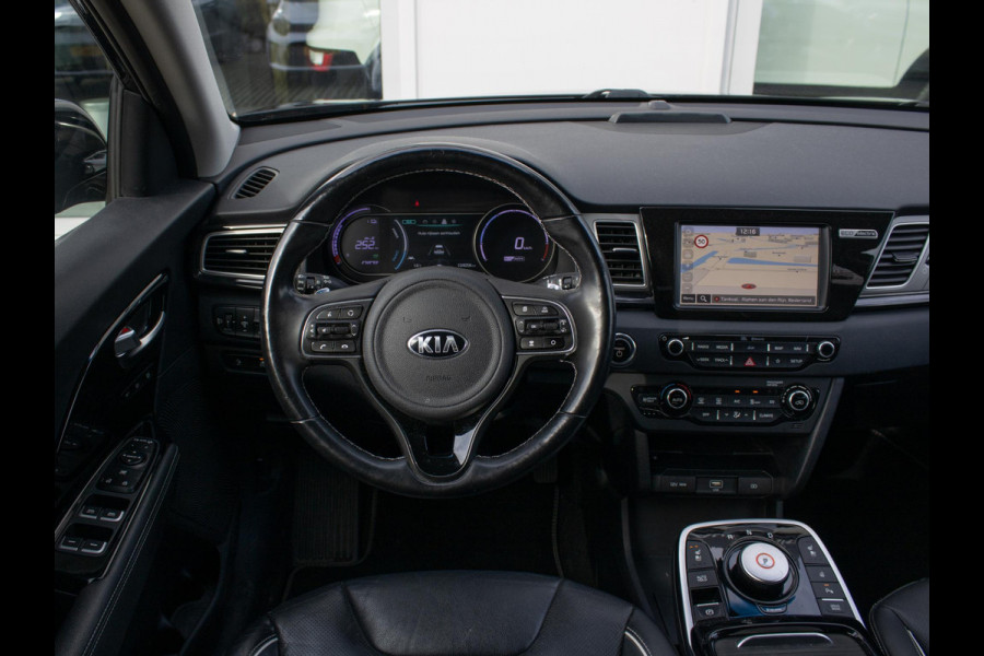 Kia e-Niro ExecutiveLine 64 kWh Stoelverwarming-/ventilatie | PDC voor & achter | Achteruitrijcamera | JBL | Stoelverwarming achter Kia e-Niro ExecutiveLine 64 kWh Stoelverwarming-/ventilatie | PDC voor & achter | Achteruitrijcamera | JBL | Stoelverwarming achter