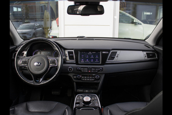 Kia e-Niro ExecutiveLine 64 kWh Stoelverwarming-/ventilatie | PDC voor & achter | Achteruitrijcamera | JBL | Stoelverwarming achter Kia e-Niro ExecutiveLine 64 kWh Stoelverwarming-/ventilatie | PDC voor & achter | Achteruitrijcamera | JBL | Stoelverwarming achter