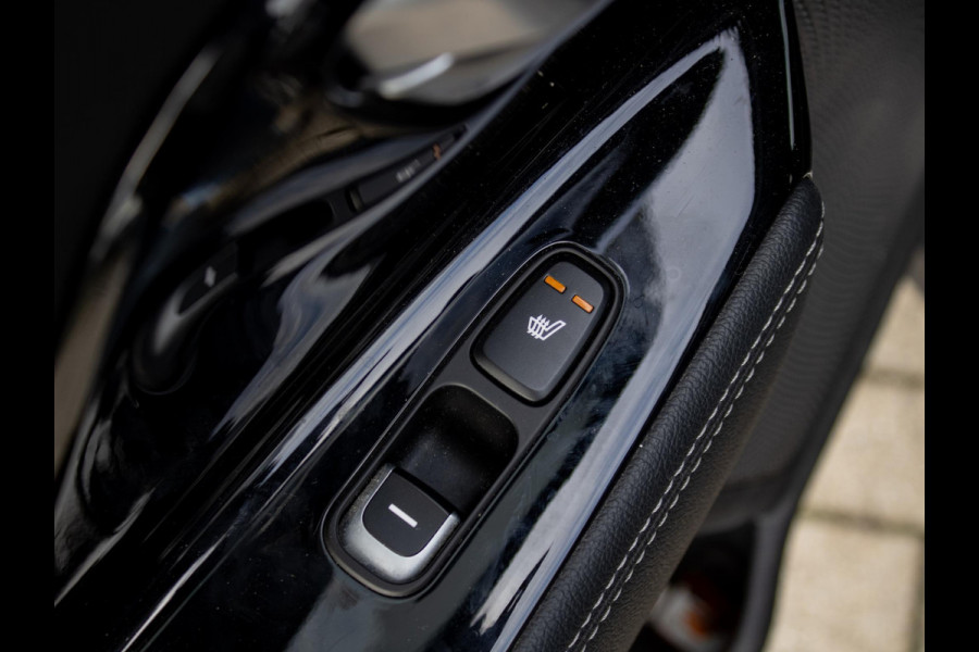 Kia e-Niro ExecutiveLine 64 kWh Stoelverwarming-/ventilatie | PDC voor & achter | Achteruitrijcamera | JBL | Stoelverwarming achter Kia e-Niro ExecutiveLine 64 kWh Stoelverwarming-/ventilatie | PDC voor & achter | Achteruitrijcamera | JBL | Stoelverwarming achter