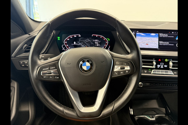 BMW 1-serie 118i Executive Edition Cruise/Climate PDC NAP 24 maanden garantie mogelijk (*vraag naar de voorwaarden) BMW 1-serie 118i Executive Edition Cruise/Climate PDC NAP 24 maanden garantie mogelijk (*vraag naar de voorwaarden)