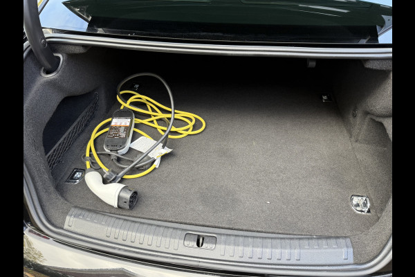 Audi A6 Limousine 50 TFSI e quattro Business edition | Leder | Stoelverwarming | Apple Carplay Audi A6 Limousine 50 TFSI e quattro Business edition | Leder | Stoelverwarming | Apple Carplay