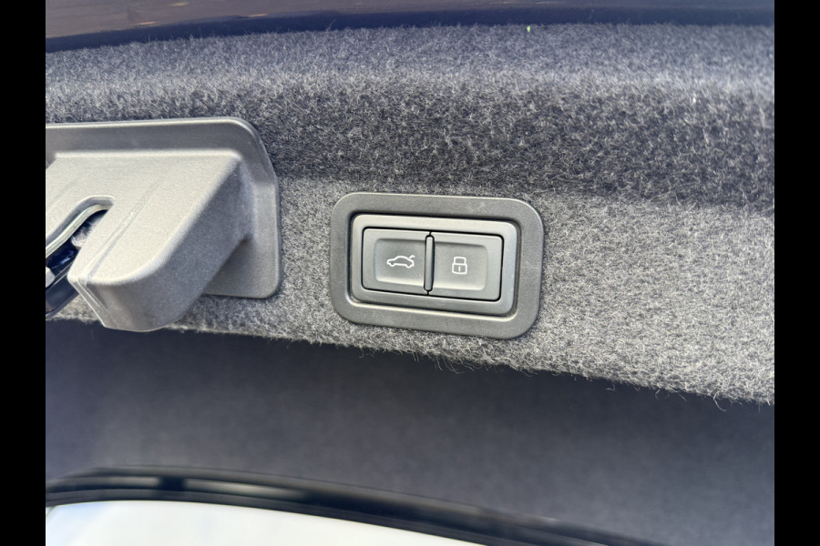 Audi A6 Limousine 50 TFSI e quattro Business edition | Leder | Stoelverwarming | Apple Carplay Audi A6 Limousine 50 TFSI e quattro Business edition | Leder | Stoelverwarming | Apple Carplay