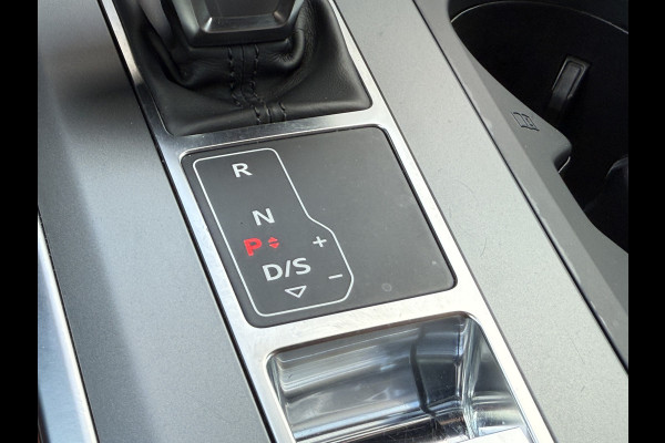 Audi A6 Limousine 50 TFSI e quattro Business edition | Leder | Stoelverwarming | Apple Carplay Audi A6 Limousine 50 TFSI e quattro Business edition | Leder | Stoelverwarming | Apple Carplay
