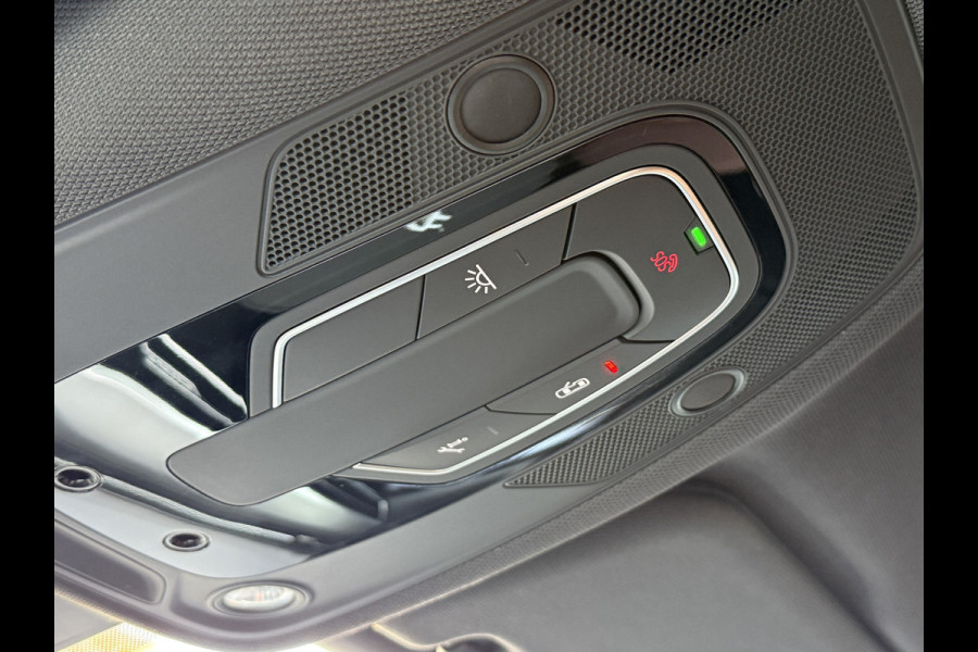 Audi A6 Limousine 50 TFSI e quattro Business edition | Leder | Stoelverwarming | Apple Carplay Audi A6 Limousine 50 TFSI e quattro Business edition | Leder | Stoelverwarming | Apple Carplay