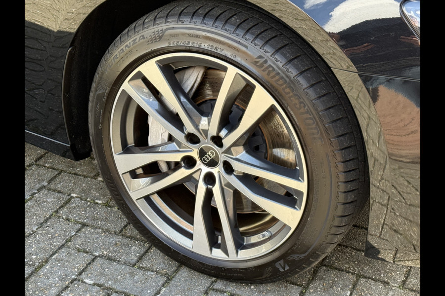 Audi A6 Limousine 50 TFSI e quattro Business edition | Leder | Stoelverwarming | Apple Carplay Audi A6 Limousine 50 TFSI e quattro Business edition | Leder | Stoelverwarming | Apple Carplay