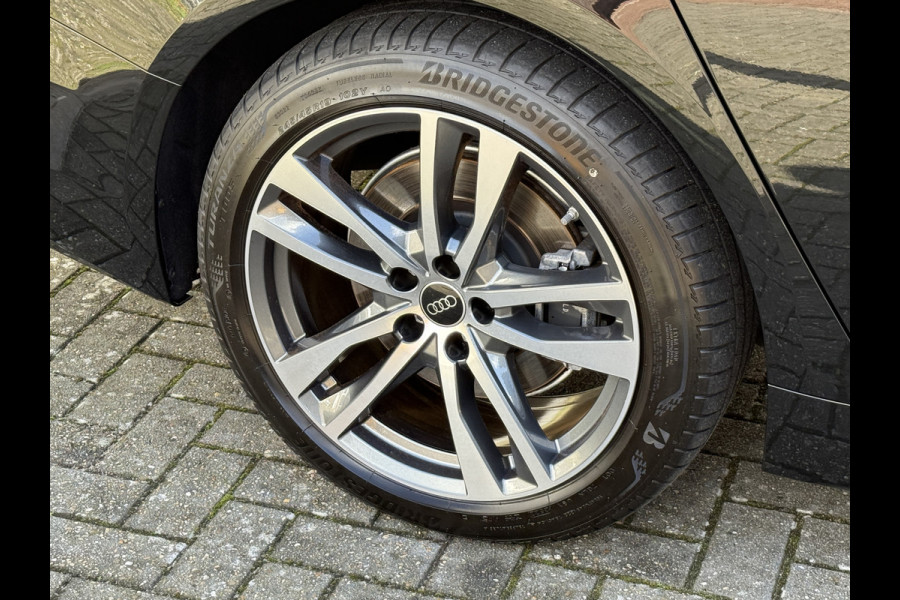 Audi A6 Limousine 50 TFSI e quattro Business edition | Leder | Stoelverwarming | Apple Carplay Audi A6 Limousine 50 TFSI e quattro Business edition | Leder | Stoelverwarming | Apple Carplay