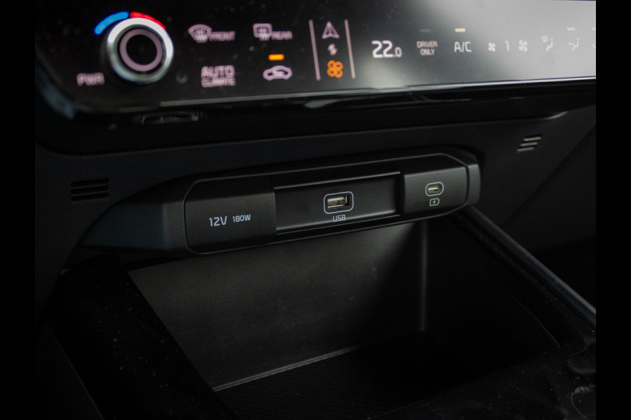 Kia Niro 1.6 GDi Hybrid DynamicLine | Achteruitrijcamera | Navi | PDC voor & achter | Kia Niro 1.6 GDi Hybrid DynamicLine | Achteruitrijcamera | Navi | PDC voor & achter |