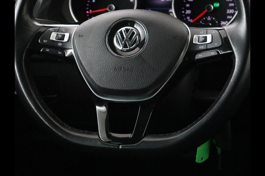 Volkswagen Tiguan 1.5 TSI Comfortline | Carplay | Adaptive cruise | Navigatie | DAB | Parkeerhulp | Climate control | Bluetooth | Getint glas Volkswagen Tiguan 1.5 TSI Comfortline | Carplay | Adaptive cruise | Navigatie | DAB | Parkeerhulp | Climate control | Bluetooth | Getint glas