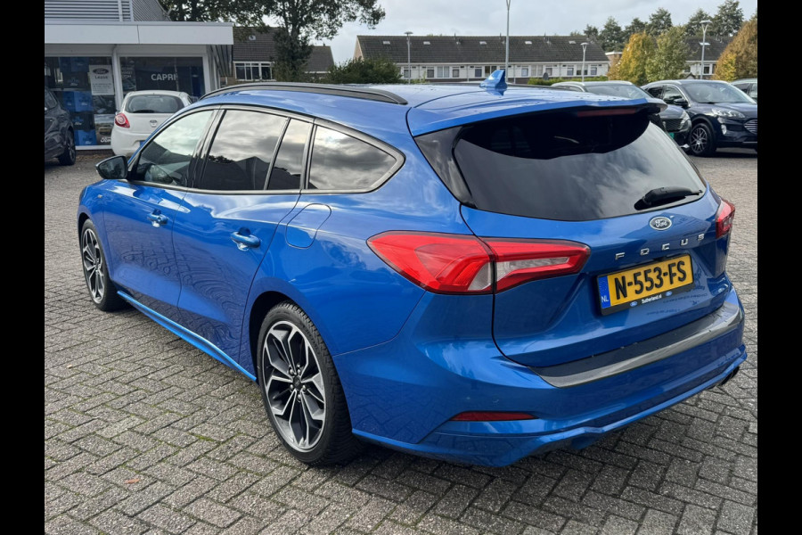 Ford FOCUS Wagon 1.5 EcoBoost ST Line Business 150pk Automaat Adaptieve Cruise | Winterpack | 18 inch | Rode Remklauwen | Full LED Ford FOCUS Wagon 1.5 EcoBoost ST Line Business 150pk Automaat Adaptieve Cruise | Winterpack | 18 inch | Rode Remklauwen | Full LED