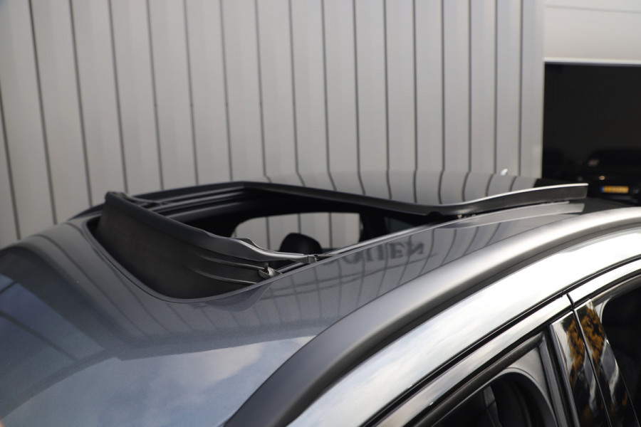 Audi e-tron Sportback 55 S quattro 95 kWh | 408PK | Luchtvering | Head-up | Keyles-go | Sfeerverlichting | B&O | Matrix-led | S-Stoelen | Leder | 2020 Audi e-tron Sportback 55 S quattro 95 kWh | 408PK | Luchtvering | Head-up | Keyles-go | Sfeerverlichting | B&O | Matrix-led | S-Stoelen | Leder | 2020