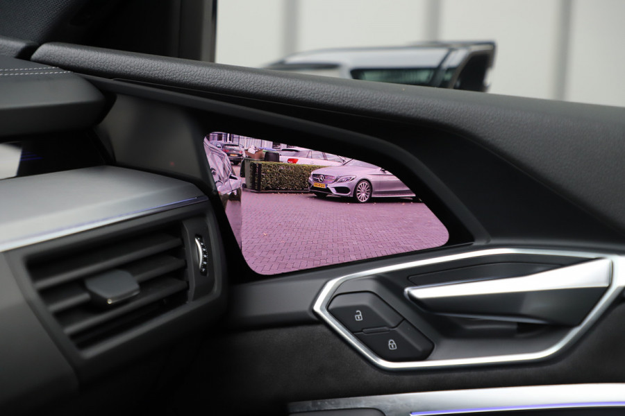Audi e-tron Sportback 55 S quattro 95 kWh | 408PK | Luchtvering | Head-up | Keyles-go | Sfeerverlichting | B&O | Matrix-led | S-Stoelen | Leder | 2020 Audi e-tron Sportback 55 S quattro 95 kWh | 408PK | Luchtvering | Head-up | Keyles-go | Sfeerverlichting | B&O | Matrix-led | S-Stoelen | Leder | 2020