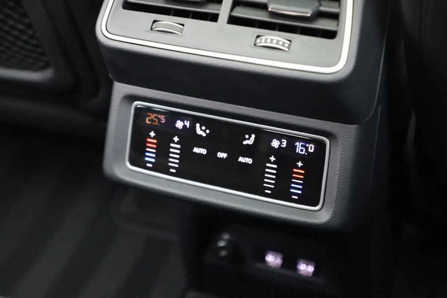 Audi e-tron Sportback 55 S quattro 95 kWh | 408PK | Luchtvering | Head-up | Keyles-go | Sfeerverlichting | B&O | Matrix-led | S-Stoelen | Leder | 2020 Audi e-tron Sportback 55 S quattro 95 kWh | 408PK | Luchtvering | Head-up | Keyles-go | Sfeerverlichting | B&O | Matrix-led | S-Stoelen | Leder | 2020