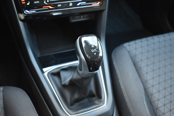 Volkswagen T-Cross 1.0 TSI Life Facelift Automaat/Navi/carplay/btw/stoelverwarming/carplay