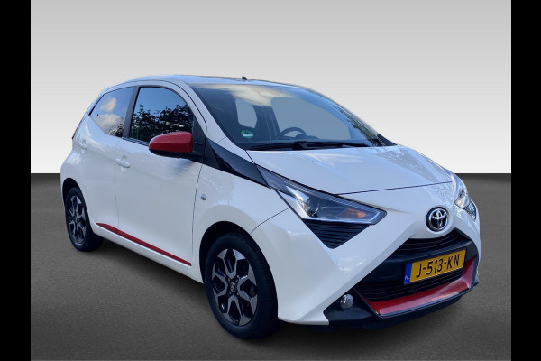 Toyota Aygo 1.0 VVT-i x-joy Toyota Aygo 1.0 VVT-i x-joy
