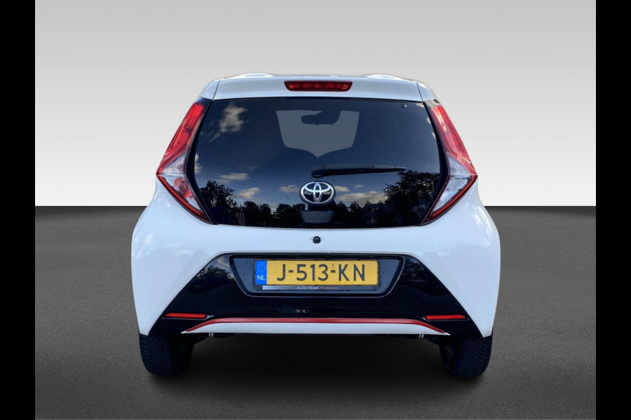 Toyota Aygo 1.0 VVT-i x-joy Toyota Aygo 1.0 VVT-i x-joy