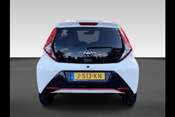 Toyota Aygo 1.0 VVT-i x-joy Toyota Aygo 1.0 VVT-i x-joy