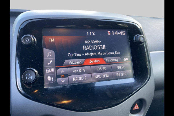 Toyota Aygo 1.0 VVT-i x-joy Toyota Aygo 1.0 VVT-i x-joy