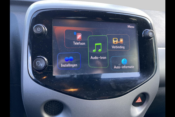 Toyota Aygo 1.0 VVT-i x-joy Toyota Aygo 1.0 VVT-i x-joy