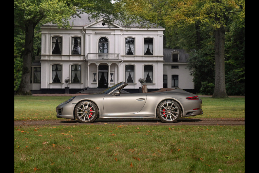 Porsche 911 Cabrio 3.0 Carrera 4S | Adapt. Sportstoelen Plus | Sport Chrono | Adapt. cruise | Stoelventilatie | Bose Porsche 911 Cabrio 3.0 Carrera 4S | Adapt. Sportstoelen Plus | Sport Chrono | Adapt. cruise | Stoelventilatie | Bose