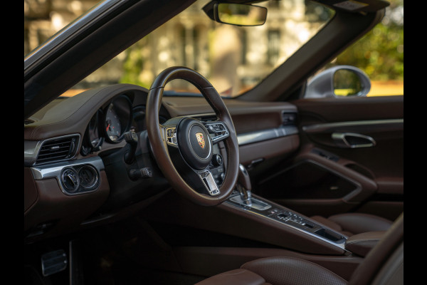 Porsche 911 Cabrio 3.0 Carrera 4S | Adapt. Sportstoelen Plus | Sport Chrono | Adapt. cruise | Stoelventilatie | Bose Porsche 911 Cabrio 3.0 Carrera 4S | Adapt. Sportstoelen Plus | Sport Chrono | Adapt. cruise | Stoelventilatie | Bose