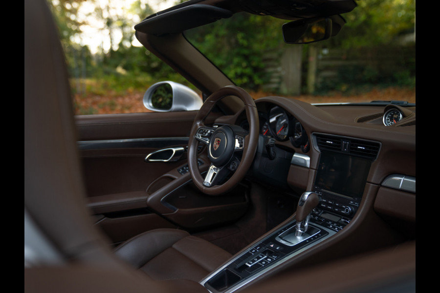 Porsche 911 Cabrio 3.0 Carrera 4S | Adapt. Sportstoelen Plus | Sport Chrono | Adapt. cruise | Stoelventilatie | Bose Porsche 911 Cabrio 3.0 Carrera 4S | Adapt. Sportstoelen Plus | Sport Chrono | Adapt. cruise | Stoelventilatie | Bose