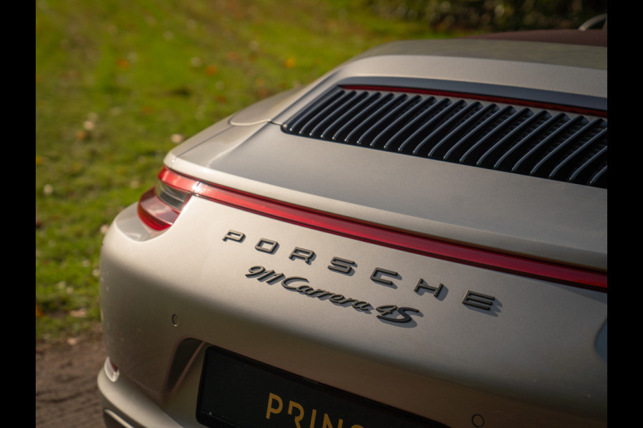 Porsche 911 Cabrio 3.0 Carrera 4S | Adapt. Sportstoelen Plus | Sport Chrono | Adapt. cruise | Stoelventilatie | Bose Porsche 911 Cabrio 3.0 Carrera 4S | Adapt. Sportstoelen Plus | Sport Chrono | Adapt. cruise | Stoelventilatie | Bose