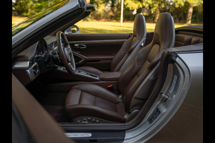 Porsche 911 Cabrio 3.0 Carrera 4S | Adapt. Sportstoelen Plus | Sport Chrono | Adapt. cruise | Stoelventilatie | Bose Porsche 911 Cabrio 3.0 Carrera 4S | Adapt. Sportstoelen Plus | Sport Chrono | Adapt. cruise | Stoelventilatie | Bose