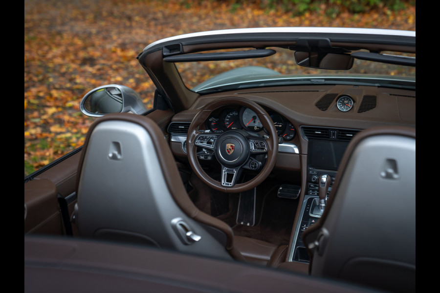 Porsche 911 Cabrio 3.0 Carrera 4S | Adapt. Sportstoelen Plus | Sport Chrono | Adapt. cruise | Stoelventilatie | Bose Porsche 911 Cabrio 3.0 Carrera 4S | Adapt. Sportstoelen Plus | Sport Chrono | Adapt. cruise | Stoelventilatie | Bose