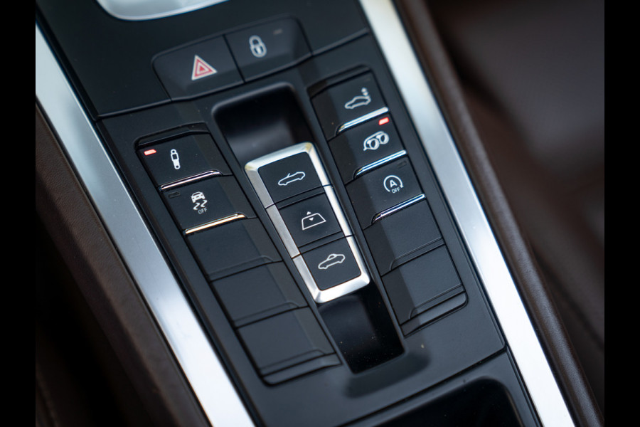 Porsche 911 Cabrio 3.0 Carrera 4S | Adapt. Sportstoelen Plus | Sport Chrono | Adapt. cruise | Stoelventilatie | Bose Porsche 911 Cabrio 3.0 Carrera 4S | Adapt. Sportstoelen Plus | Sport Chrono | Adapt. cruise | Stoelventilatie | Bose